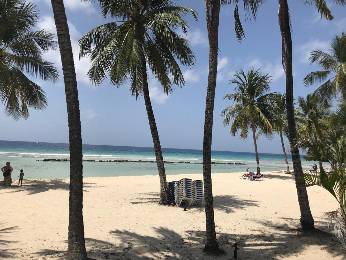 Courtyard By Marriott Bridgetown, Barbados Hotel Ngoại thất bức ảnh