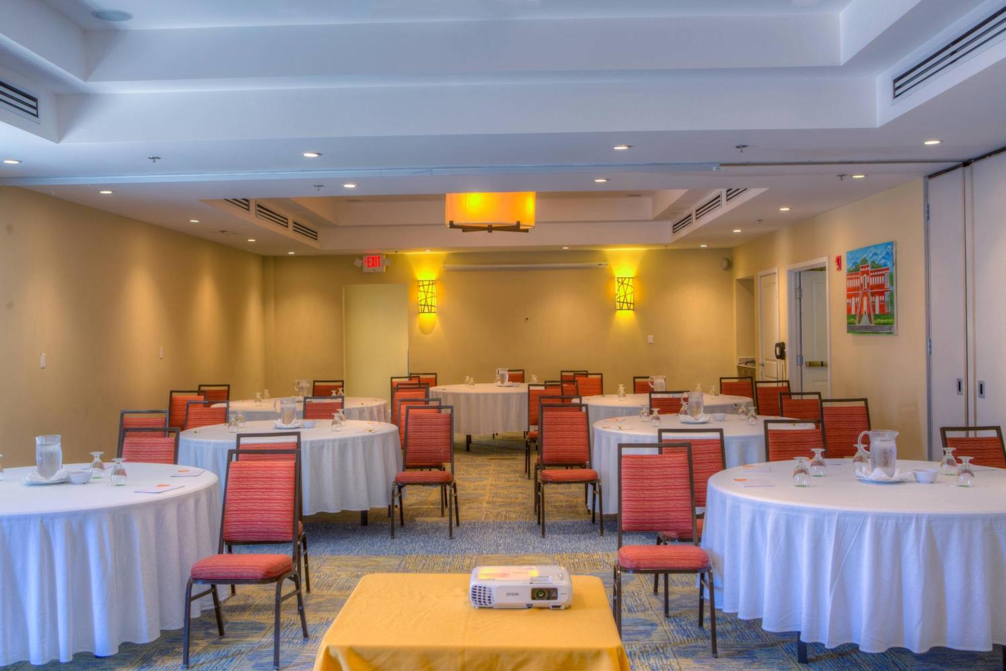 Courtyard By Marriott Bridgetown, Barbados Hotel Ngoại thất bức ảnh