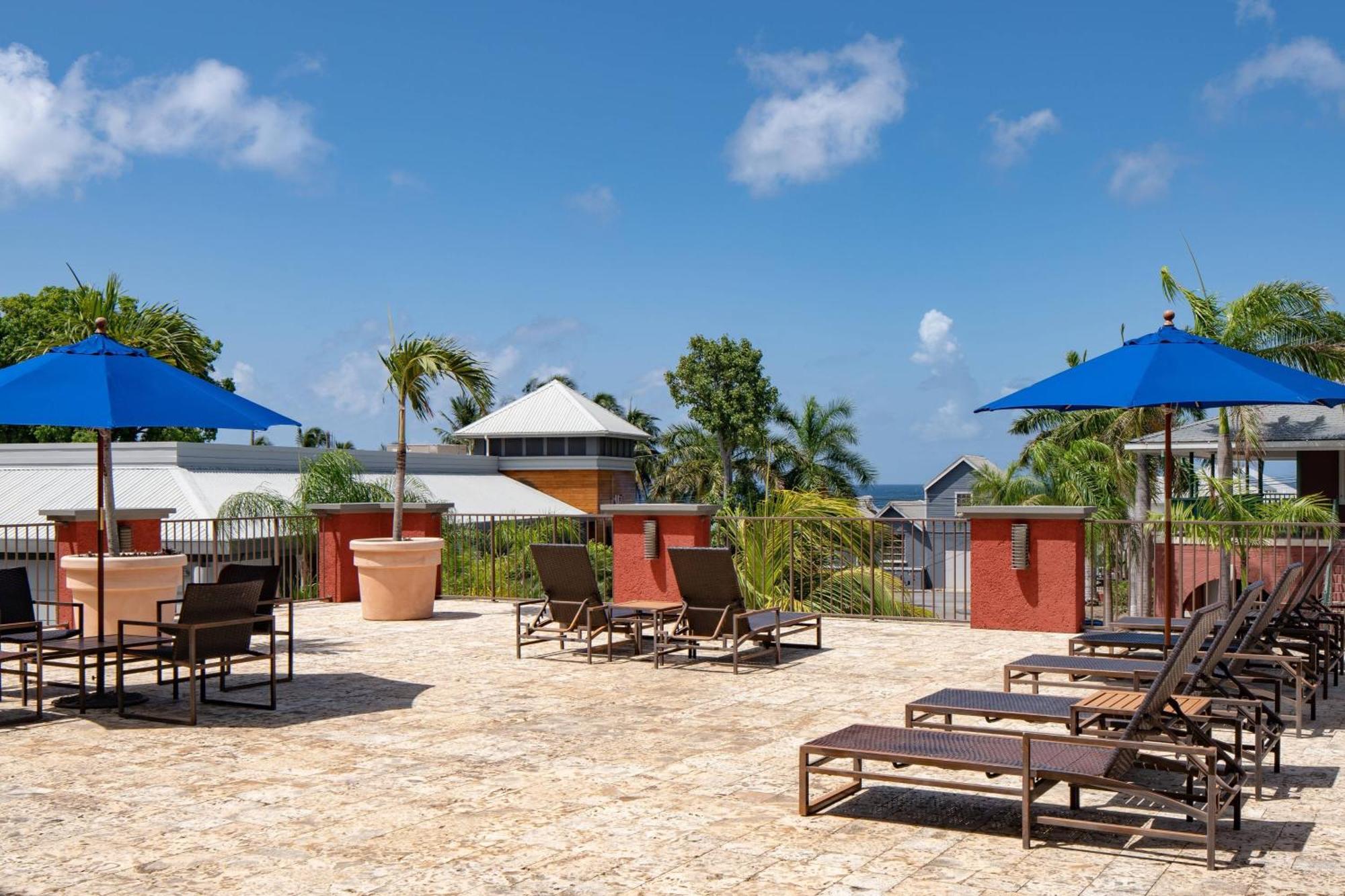 Courtyard By Marriott Bridgetown, Barbados Hotel Ngoại thất bức ảnh