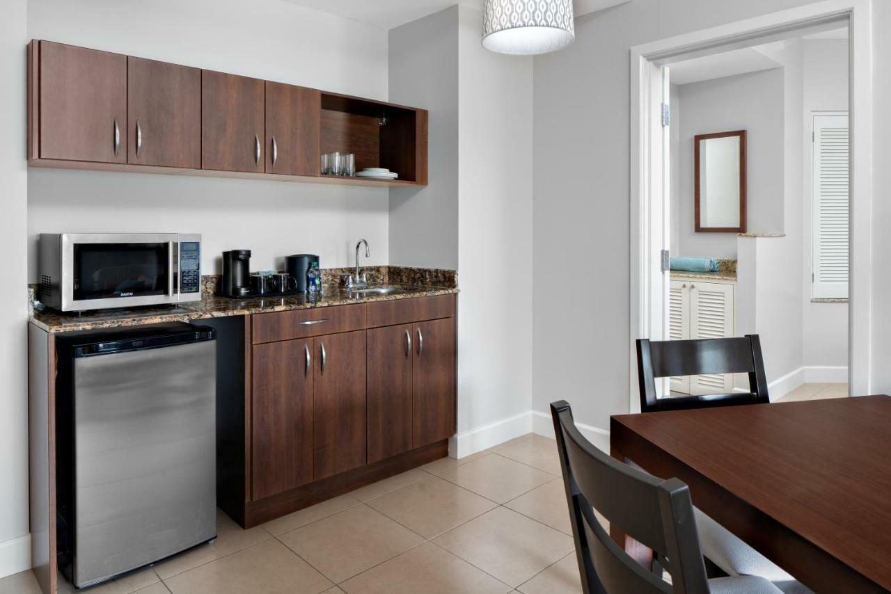 Courtyard By Marriott Bridgetown, Barbados Hotel Ngoại thất bức ảnh